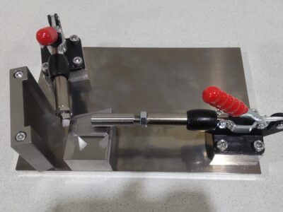 組立用ワーククランプ治具